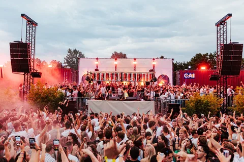 Club Hacienda: обдув сцен и рабочих зон фестиваля