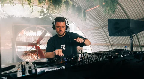 Club Hacienda: обдув сцен и рабочих зон фестиваля